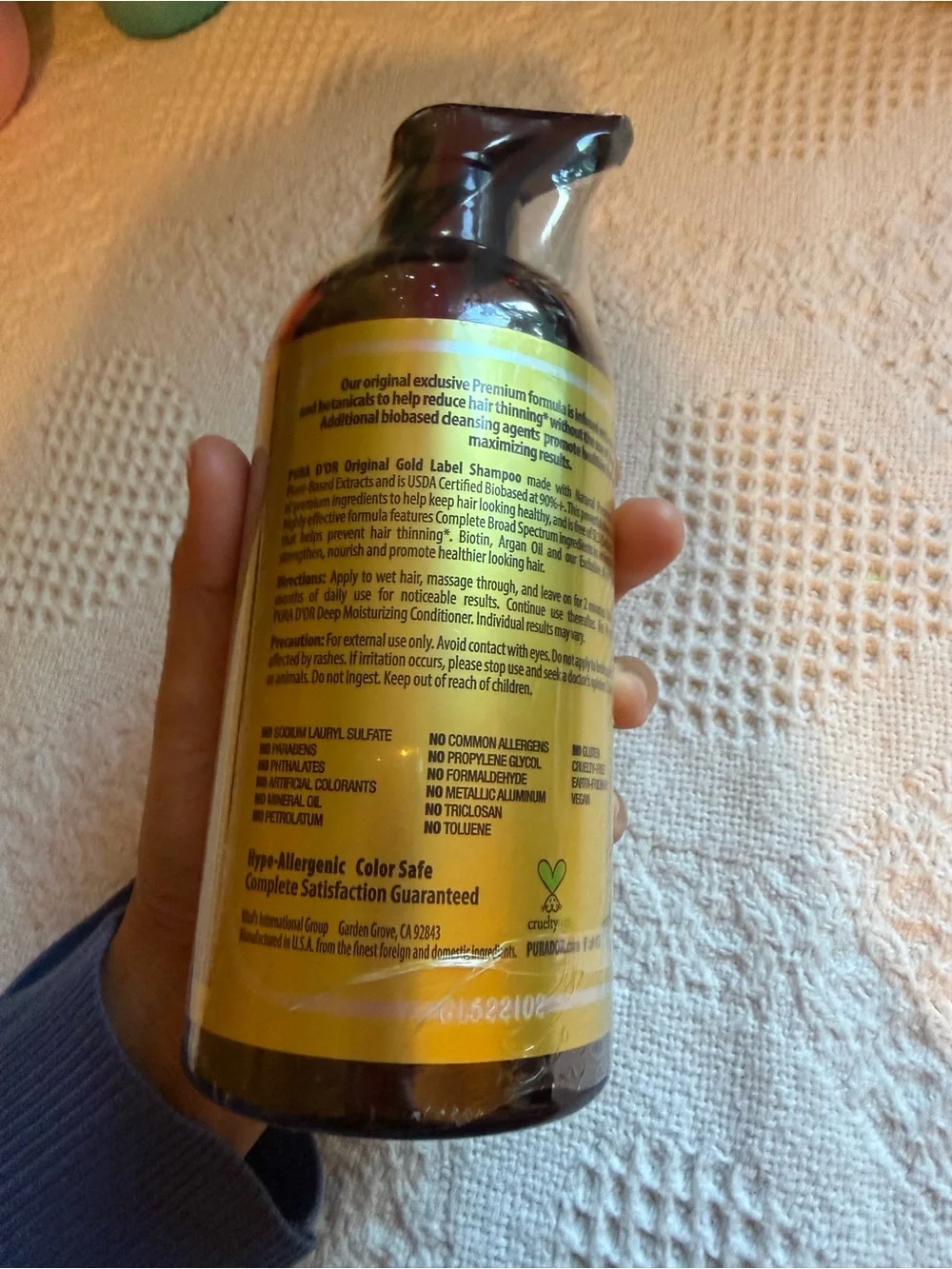 Rado Yellow Pump Bottle Hair Shampoo